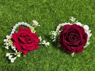 Rose Bracelet with Personalised Card